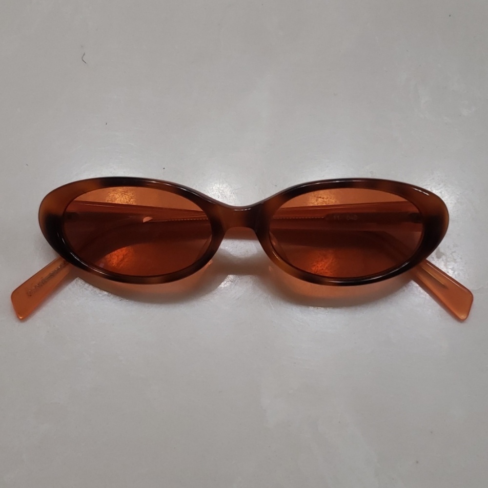 Tommy Hilfiger sun glasses